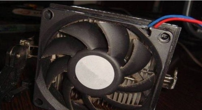 Win10專業版用戶電腦開機沒幾分鐘自動重啟怎么辦？