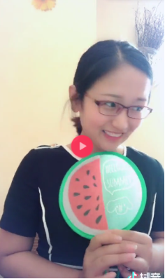 抖音西瓜扇小姐姐id是什么？