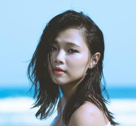 抖音花花世界是什么歌曲誰(shuí)唱的